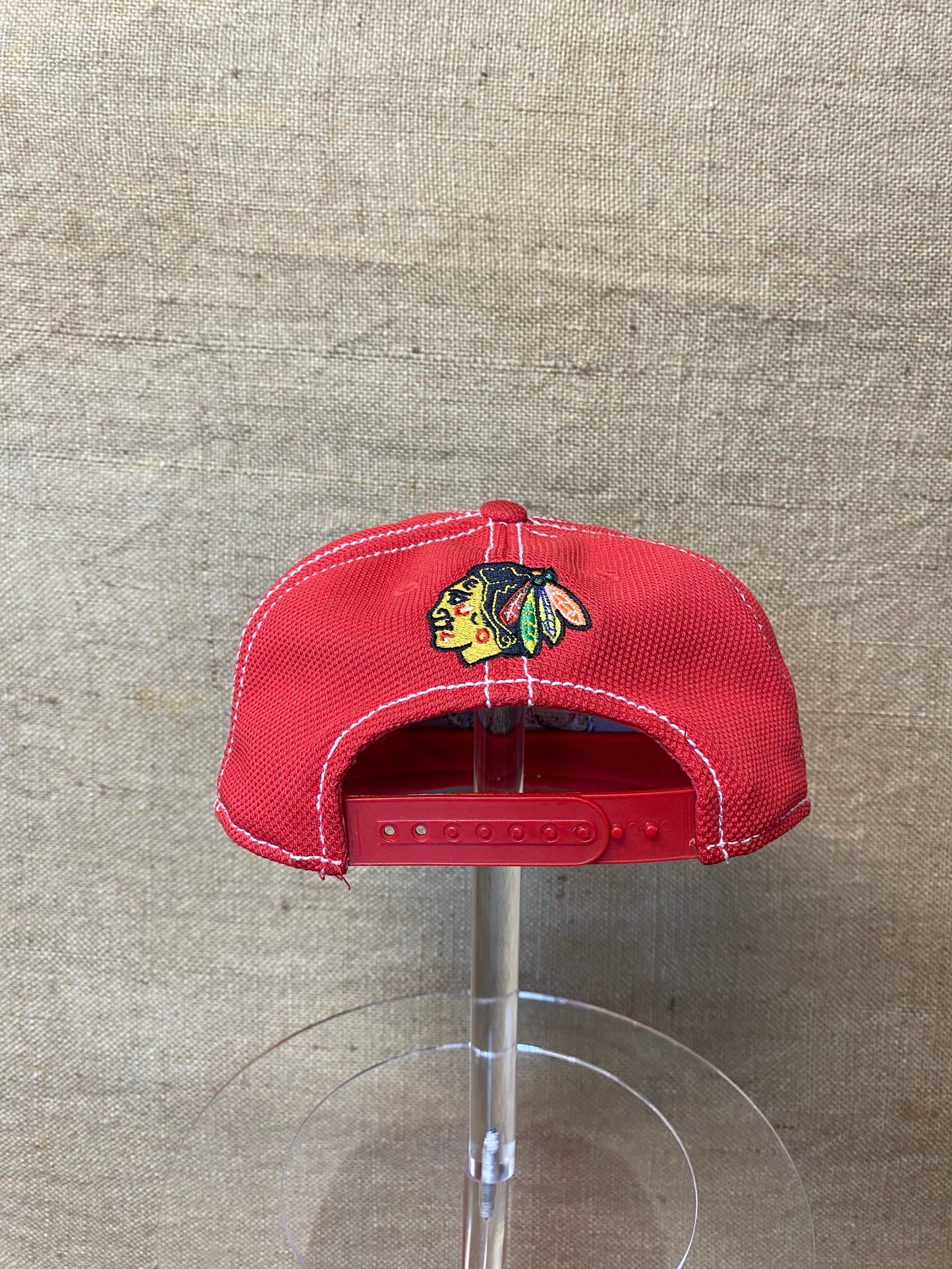 Vintage Reebok Chicago black Hawks NHL red hat