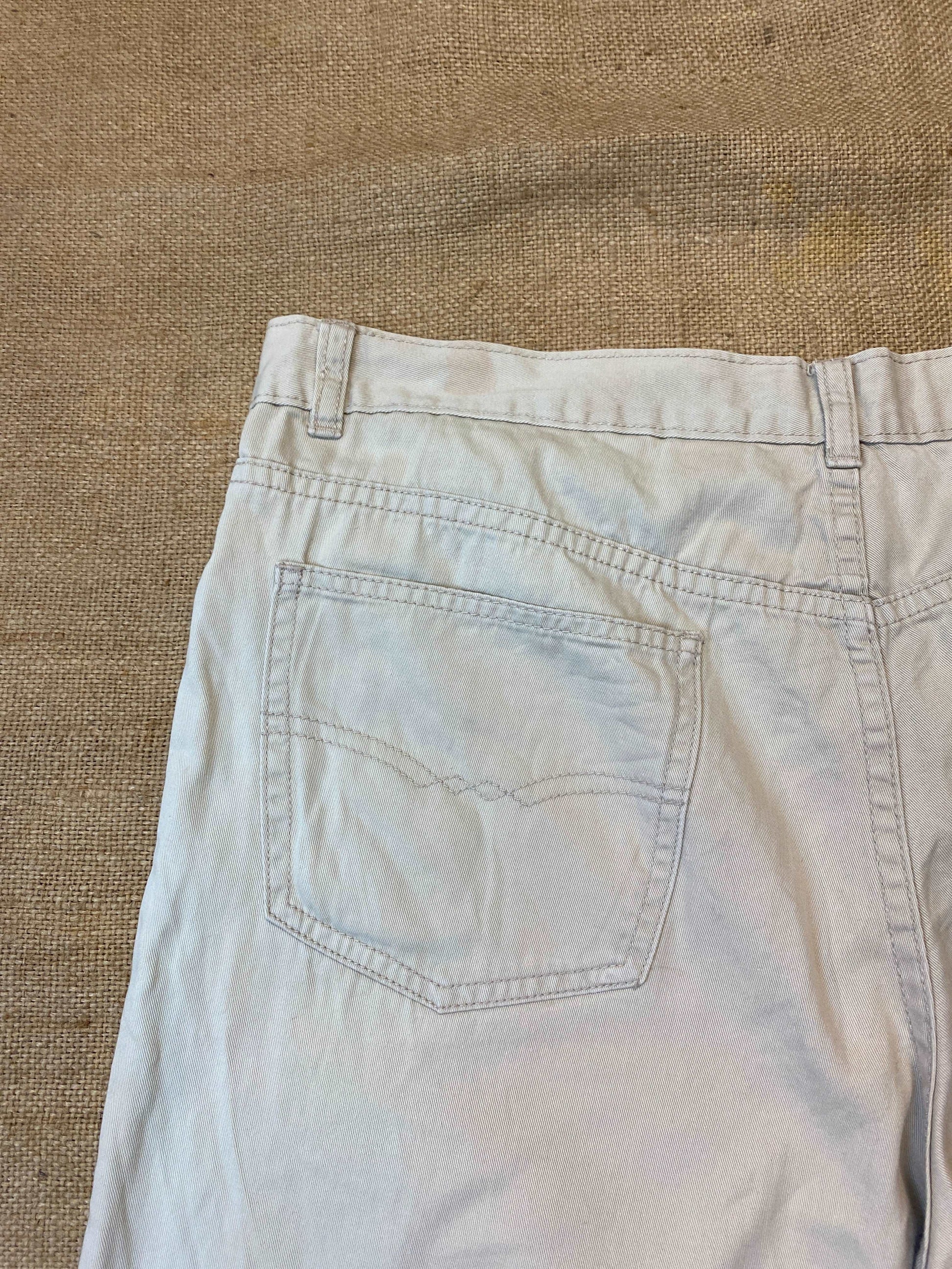 Go west vintage beige shorts