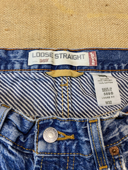 Levi's 569 Loose straight jorts