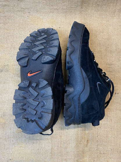 Nike Lahar bas QS Taille 40